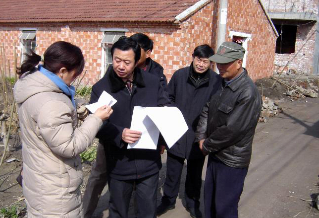 江苏省贫困人口_江苏省人口分布密度(2)