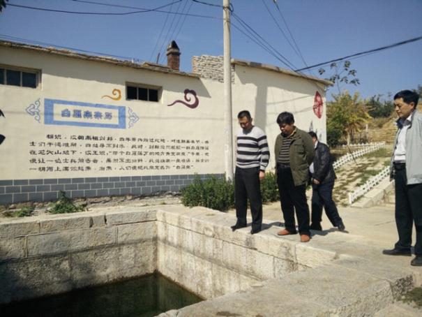 山东平阴县审计局实地查看洪范池镇泉水开发、